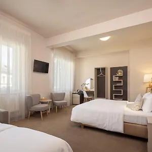 Pytloun Kampa Garden Hotell Prag